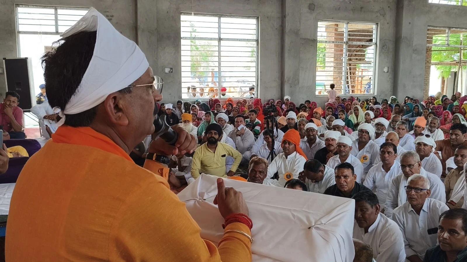 नरवाना: धमतान साहिब में संत रविदास जी के प्रकाशोत्सव पर समरसता संकल्प अभियान के तहत पावन कलश वितरण