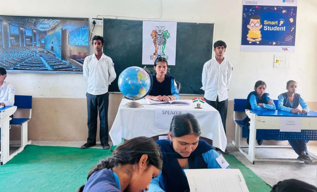 तरावड़ी के राजकीय विद्यालय में युवा संसद प्रतियोगिता का आयोजन, विद्यार्थियों ने सामाजिक और शैक्षणिक मुद्दों पर की चर्चा