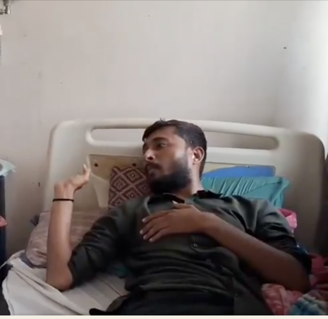 पत्रकार को पुलिस ने गुप्तांग में पेट्रोल डालकर उल्टा लटका कर पीटा