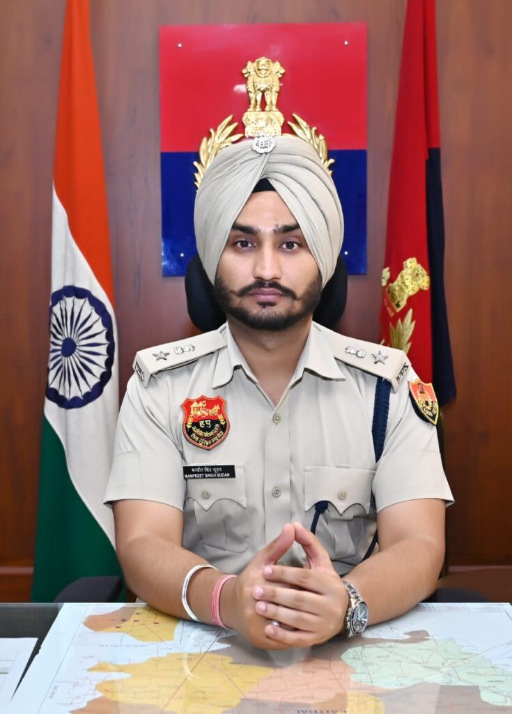 एसपी मनप्रीत सिंह सूदन के नेतृत्व में चल रहे इस अभियान के जरिए कानून व्यवस्था को मजबूत करने के साथ-साथ समाज में अनुशासन और सुरक्षा की भावना को भी बढ़ावा दिया जा रहा है।