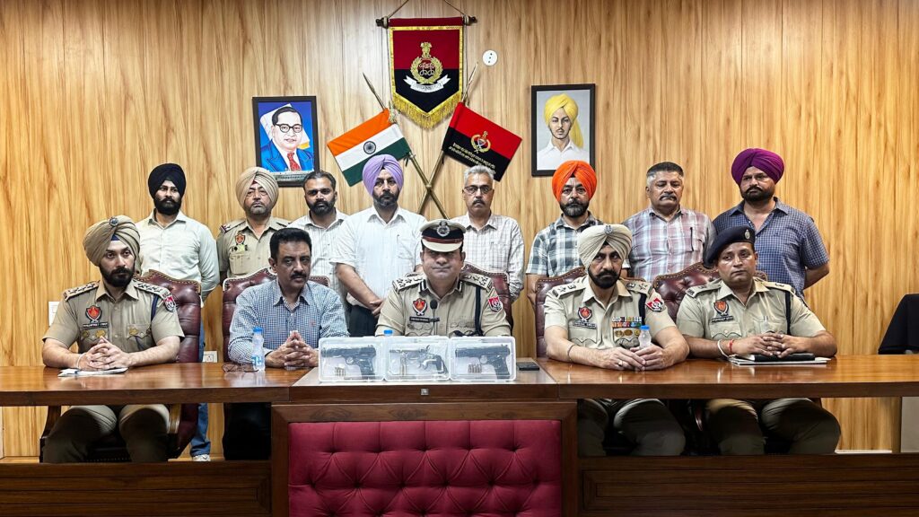 लुधियाना कमिश्नरेट पुलिस ने काउंटर इंटेलिजेंस (सीआई) पंजाब के साथ संयुक्त ऑपरेशन में अंतरराष्ट्रीय आतंकी-गैंगस्टर नेटवर्क का भंडाफोड़