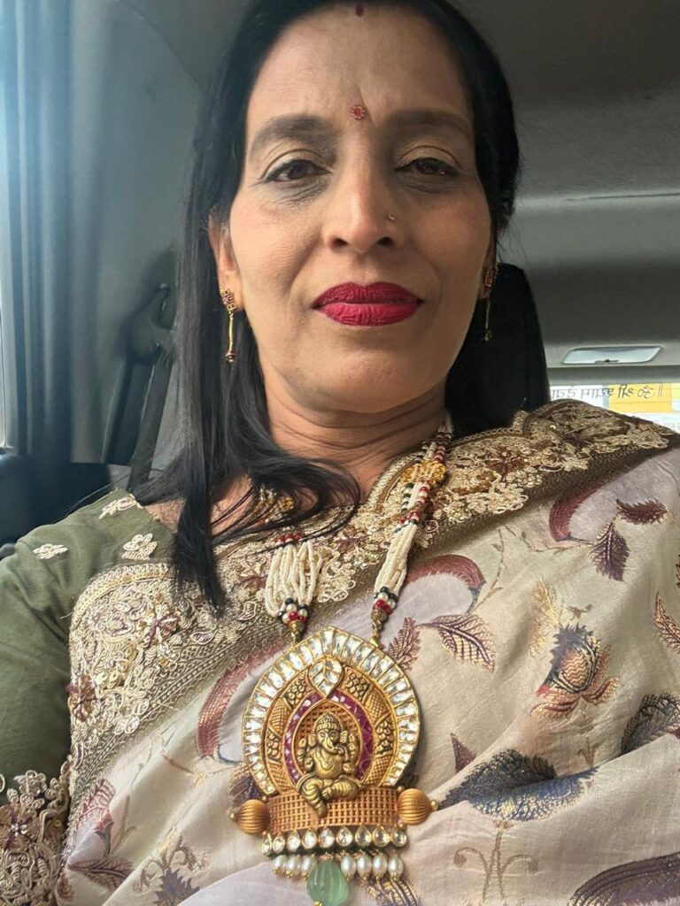 टोहाना विधानसभा की नव-नियुक्त महासचिव बनी राज बाला बंसल अग्रवाल वैश्य समाज की टोहाना विधानसभा महासचिव नियुक्त होने के बाद राज बाला बंसल