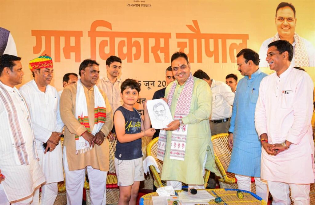 पशुपालकों को दी गोपाल क्रेडिट कार्ड एवं मोबाइल वेटरनरी यूनिट की सुविधा, युवाओं को दी नौकरी और उद्योगों को दिया बढ़ावा - मुख्यमंत्री भजनलाल शर्मा