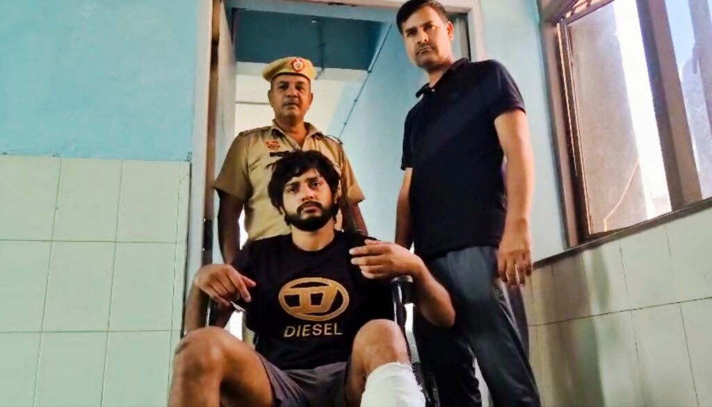गुरुग्राम मुठभेड़ पुलिस पर फायरिंग करने वाला 17 मामलों का आरोपी नितिन उर्फ छोटा गिरफ्तार मुठभेड़ के बाद 23 वर्षीय, 5000 का इनामी बदमाश काबू किया