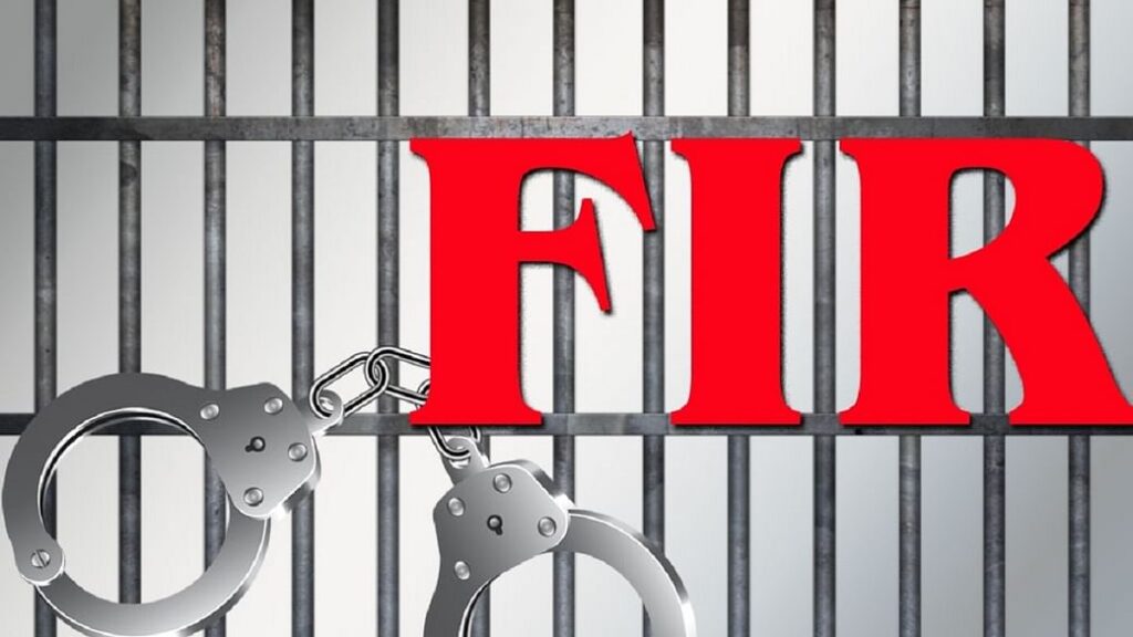 पटौदी की पूर्व तहसीलदार रीता ग्रोवर समेत 13 पर FIR, कोर्ट के आदेश पर भ्रष्टाचार व रिकॉर्ड में हेराफेरी का मामला दर्ज F I R - तहसीलदार रीता, रीडर संगीता सहित 13 पर लटकी गिरफ्तारी की तलवार