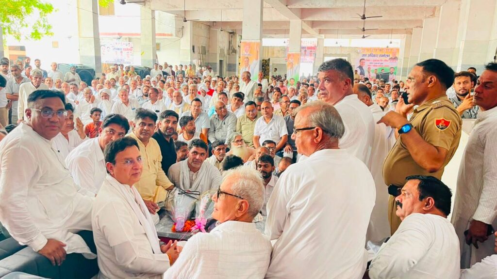 नरवाना में गरजे रणदीप सुरजेवाला भाजपा सरकार पर लगाए पेपर लीक, अवैध माइनिंग और ‘नायब वसूली’ के गंभीर आरोप नायब सैनी सरकार भी केंद्र भाजपा सरकार के "भ्रष्टाचार और लूट" तंत्र के नक्शे कदम पर : रणदीप सुरजेवाला
