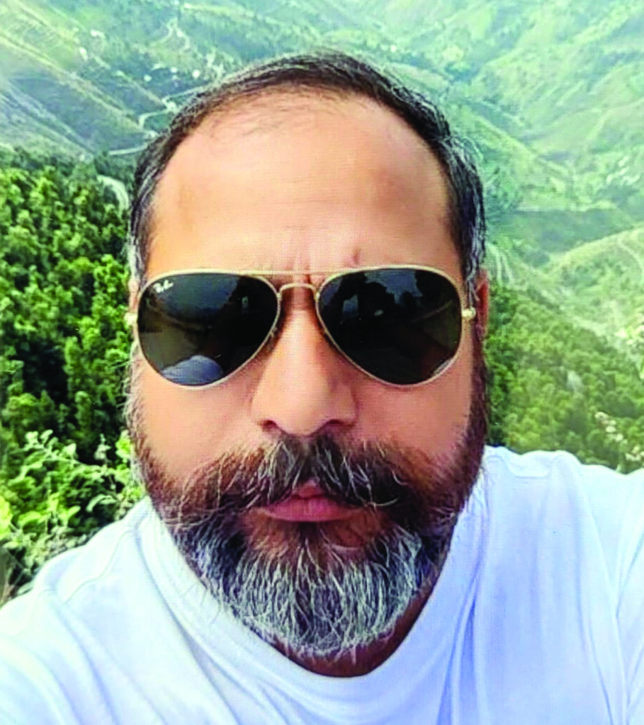 दोसड़का के पास सड़क पर बेहोश मिला राजेश